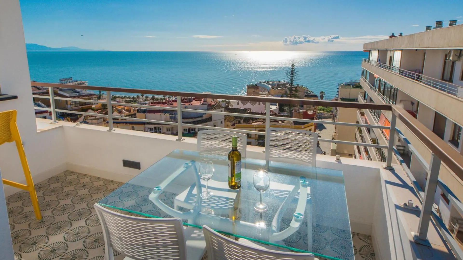 Stunning Seaviews Close To Beach Torremolinos
